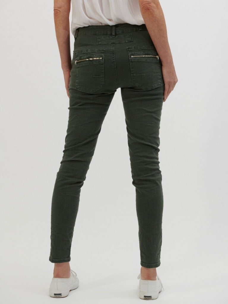 ITALIAN STAR BUTTON & ZIP FLY JEAN