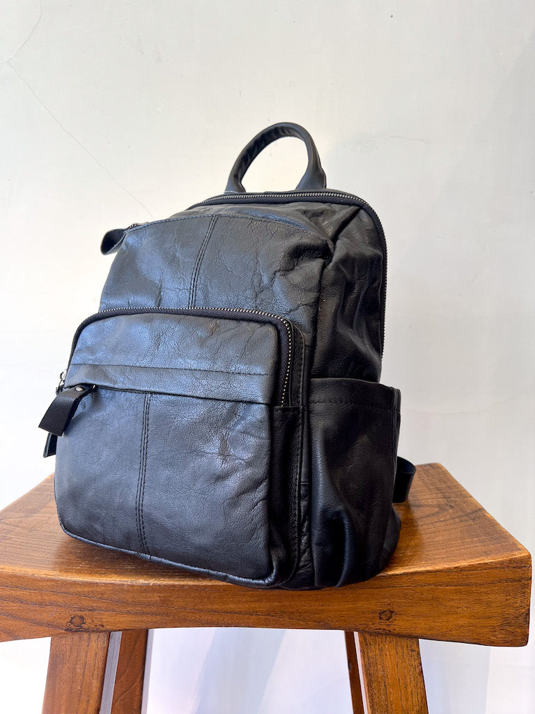 INZAGI ZIPPED BACKPACK