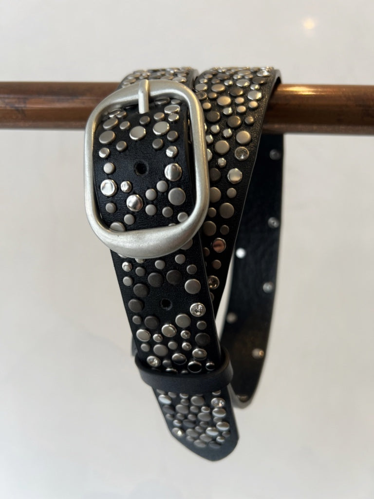 INZAGI LEATHER STUDDED BELT