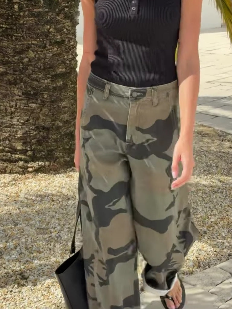 COUNTRY DENIM CAMO BARREL PANTS