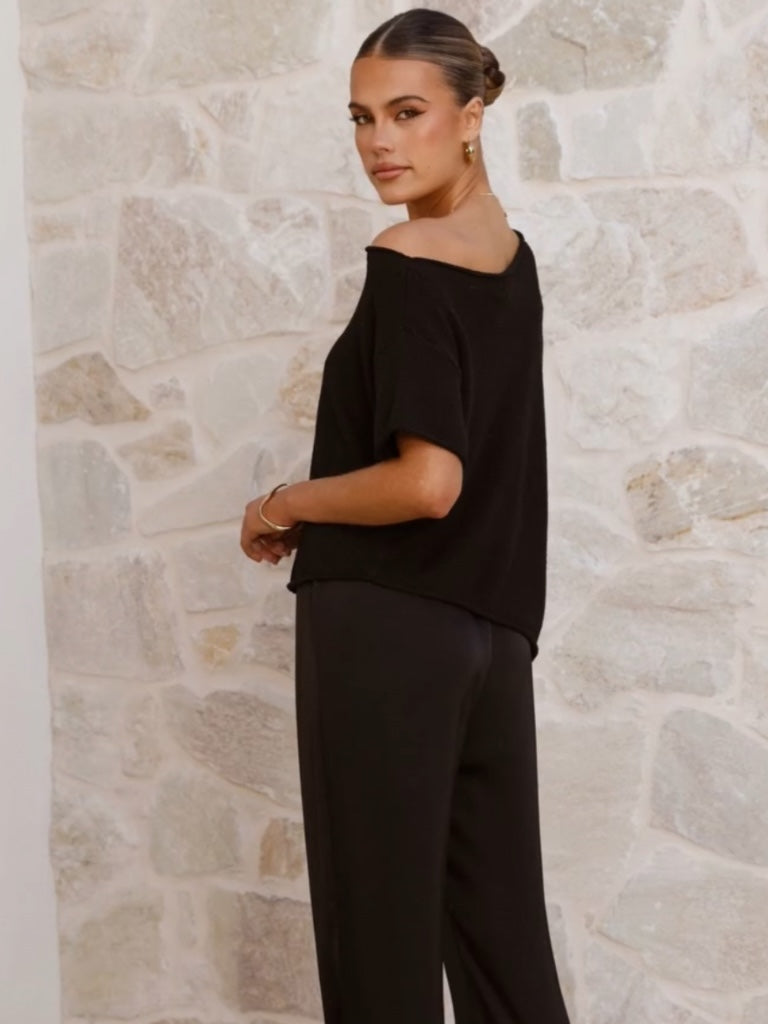 WHITE CLOSET AINSLEY ASYMMETRICAL TOP