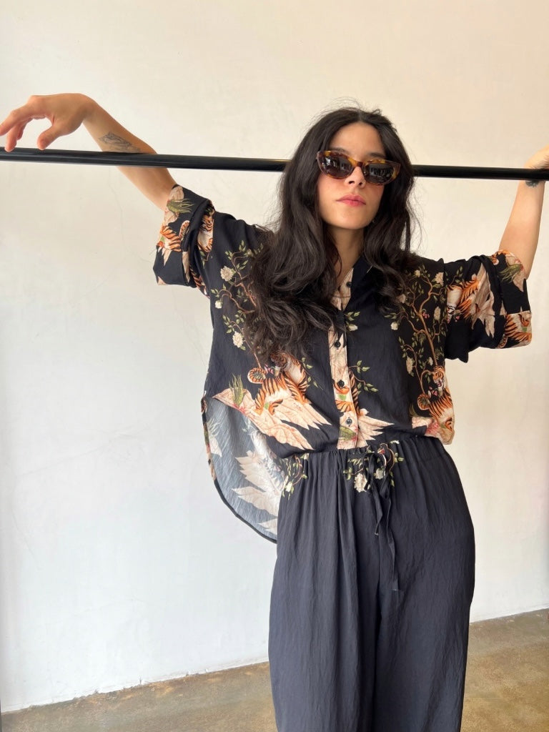 TUTTI BELLA YUNA TIGER SHIRT