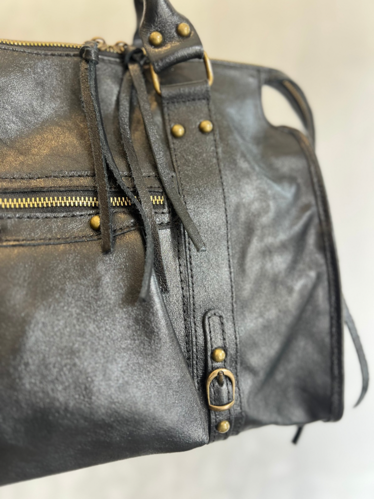 AMICI CARTIAR LEATHER BAG