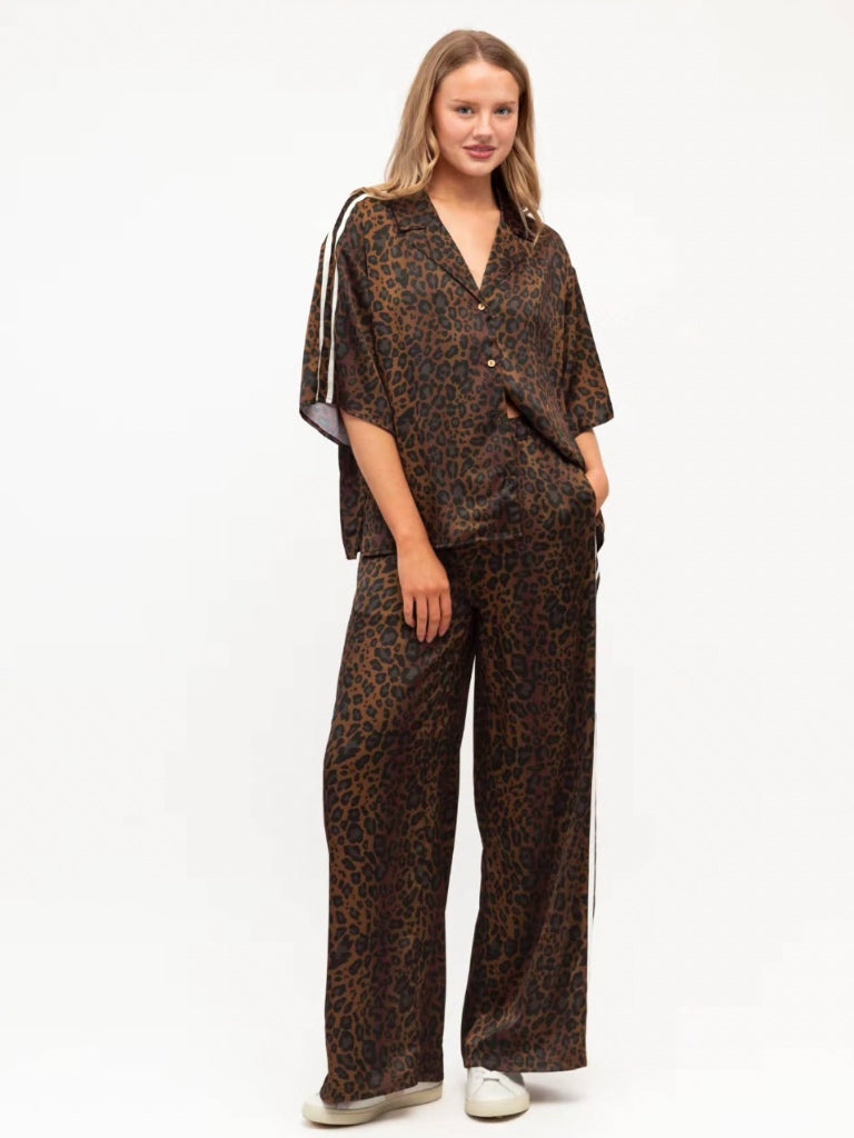 EBBI & I LANI LEOPARD SHIRT