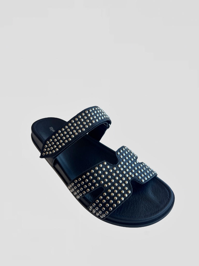 DJANGO & JULIETTE SIENNA STUDDED SLIDE