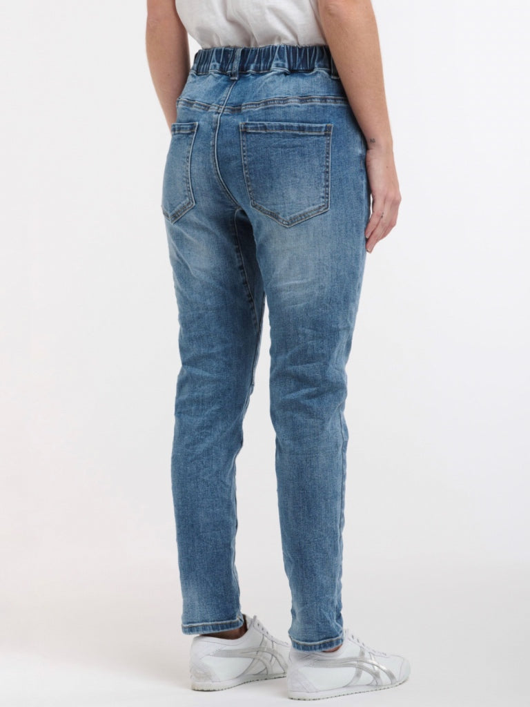 ITALIAN STAR EMMA LIGHT WASH JEAN