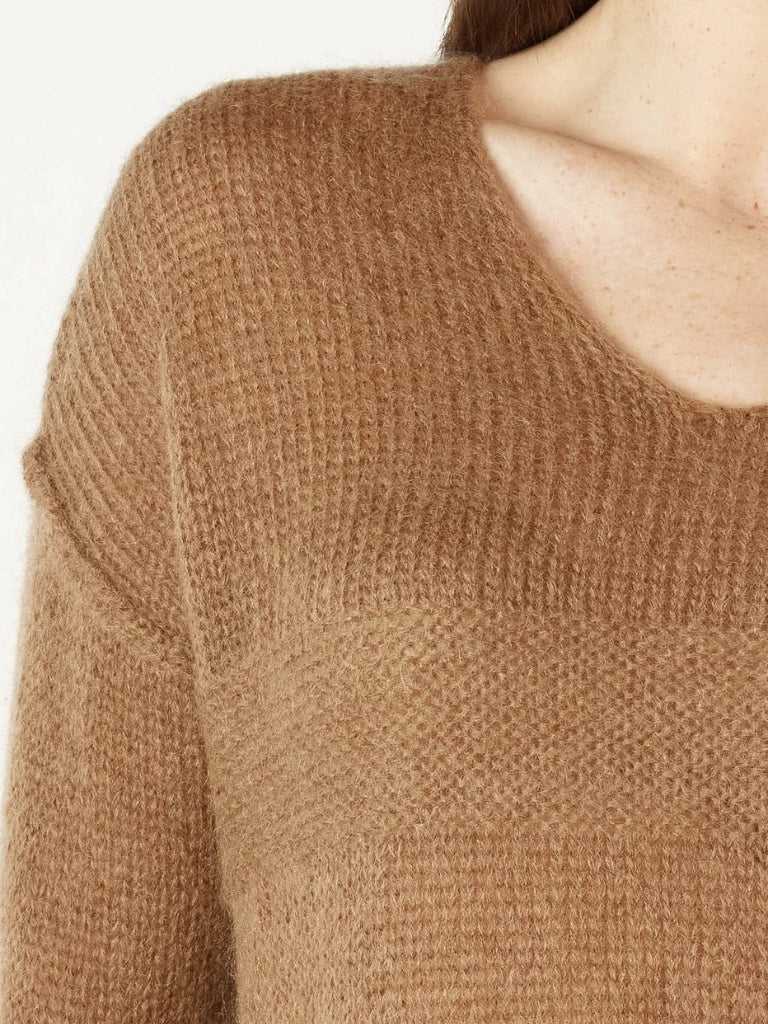 ZAKET & PLOVER MOHAIR VEE JUMPER