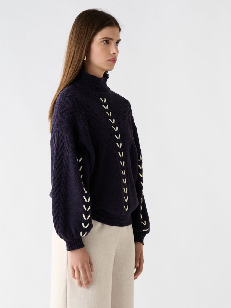 ESMAEE JODY CABLE KNIT