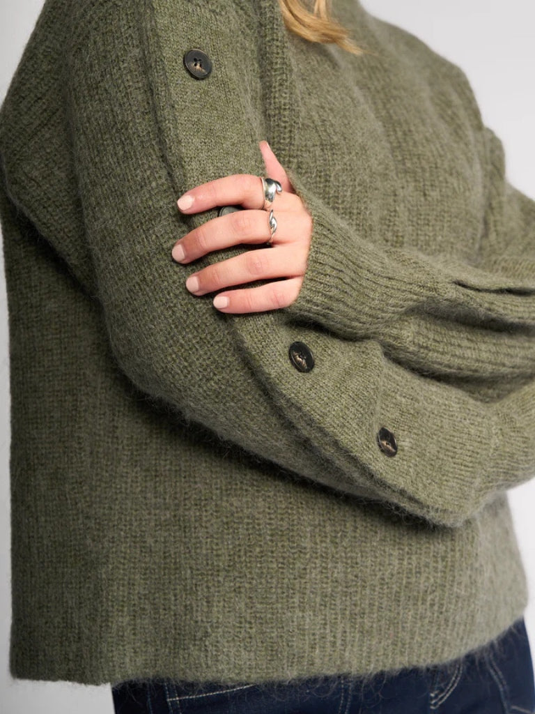 KNEWE LUCA SWEATER