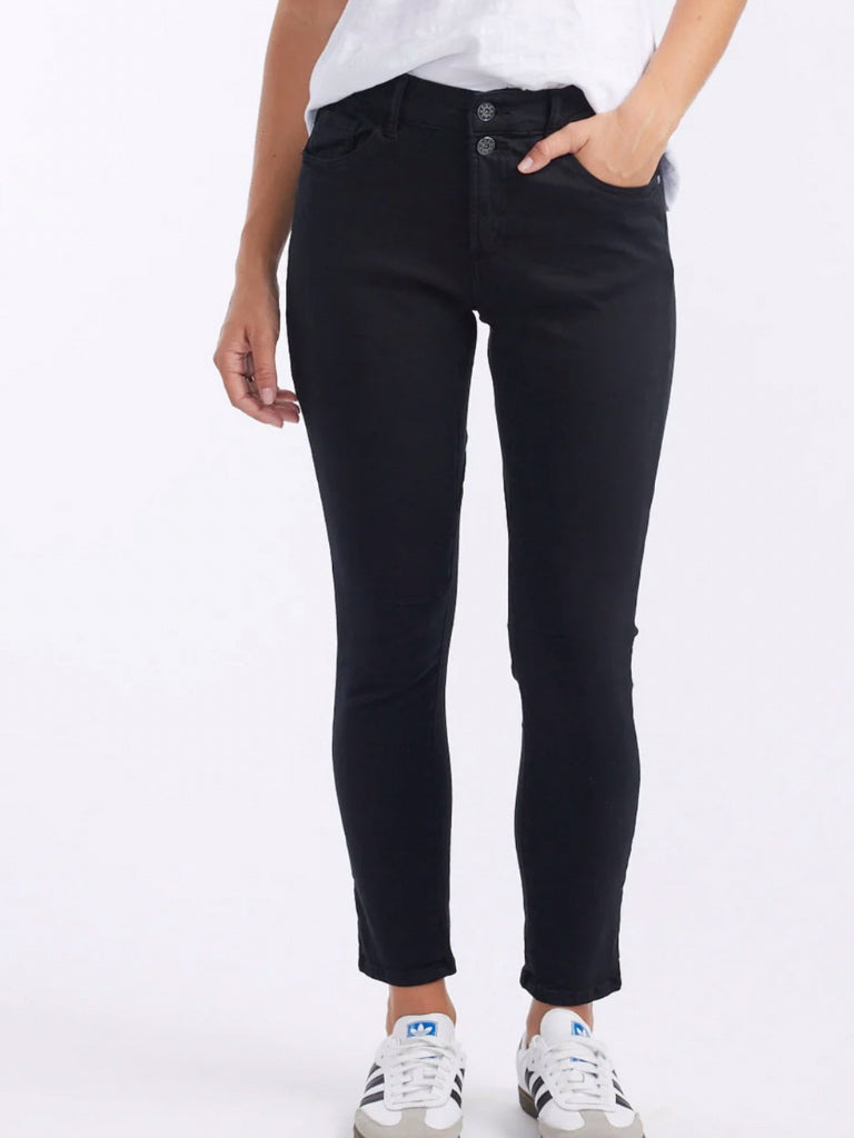 ITALIAN STAR EMMA JEAN