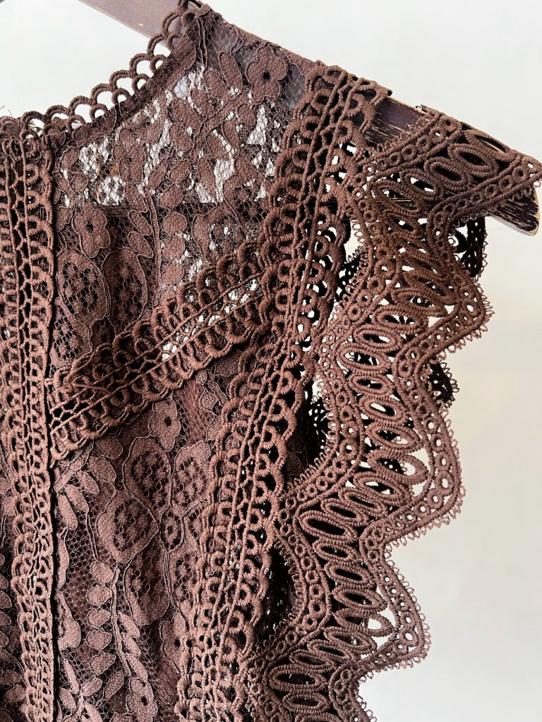ST GERMAIN GISELLE LACE TOP