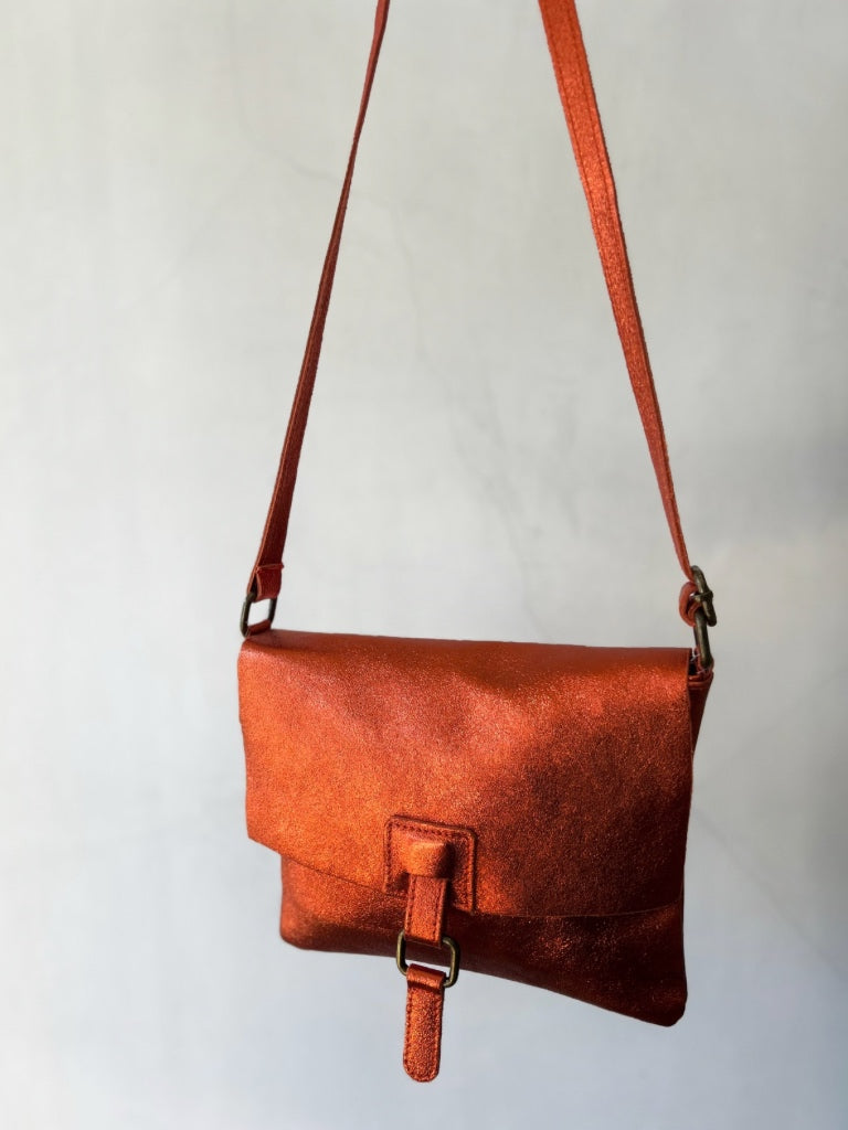 AMICI ITALIAN METALLIC BAG