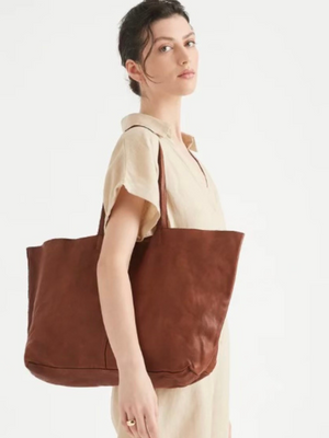 JUJU & CO. UNLINED LEATHER TOTE